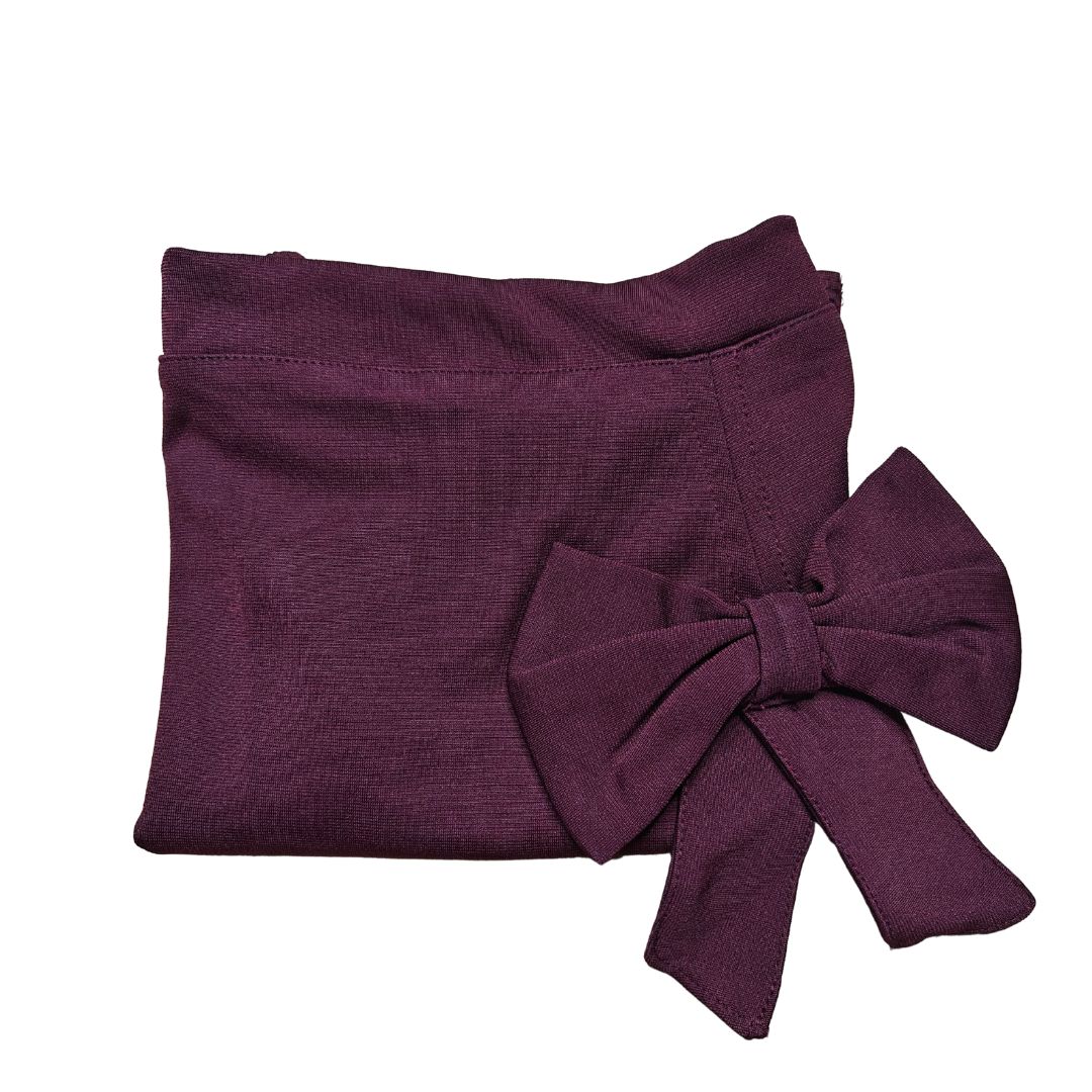 White Halter Neck Top with Wine Bow Pencil Skirt Set - Image 8